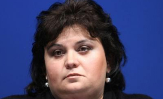 Фидосова не кадрувала в митниците, а променяла статуквото