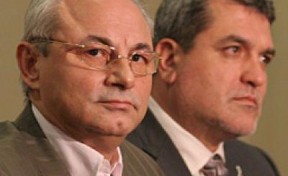 Касим Дал беше обвинен, че клевети и уронва престижа на ДПС и изключен от парламентарната група на партията