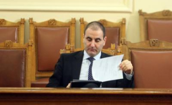 ГЕРБ и "Атака" попречиха да бъде създадена анкетна комисия за скандала с лекарите от Горна Оряховица