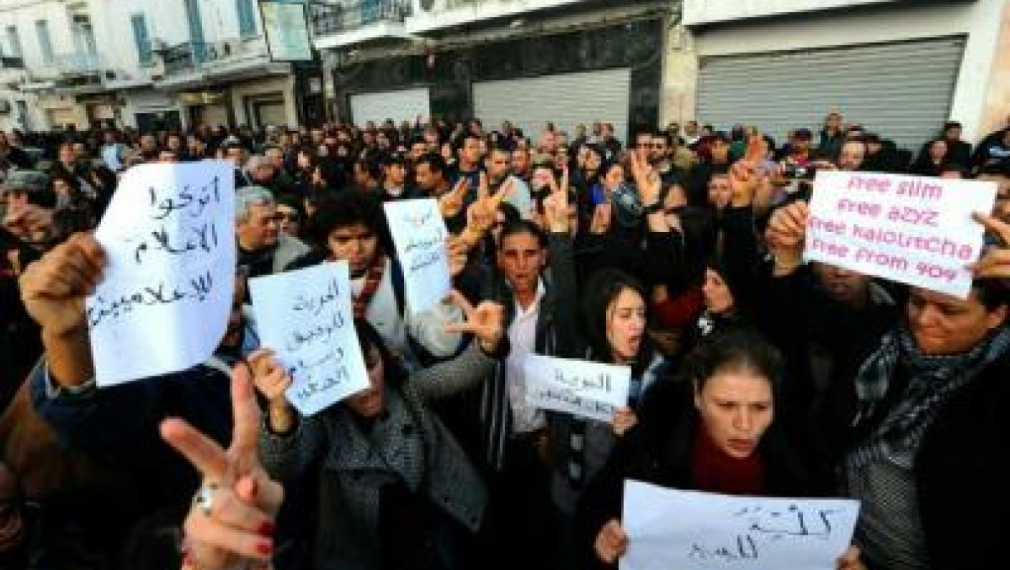 Верижна реакция от бунтове в арабския свят след „Жасминовата революция” в Тунис