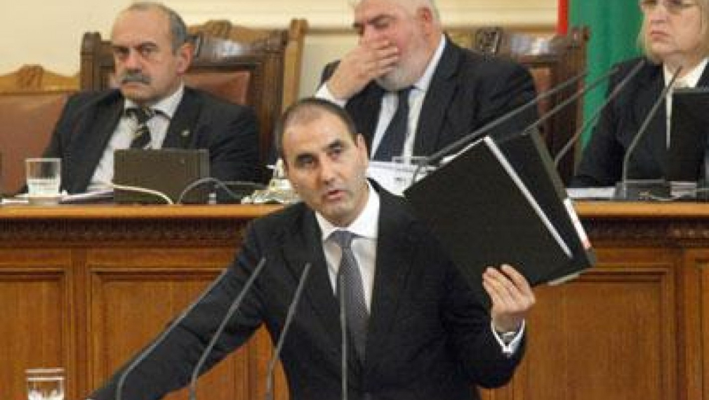 ГЕРБ и "Атака" скриха Цветанов от парламентарно разследване за скандала с лекарите от Горна Оряховица