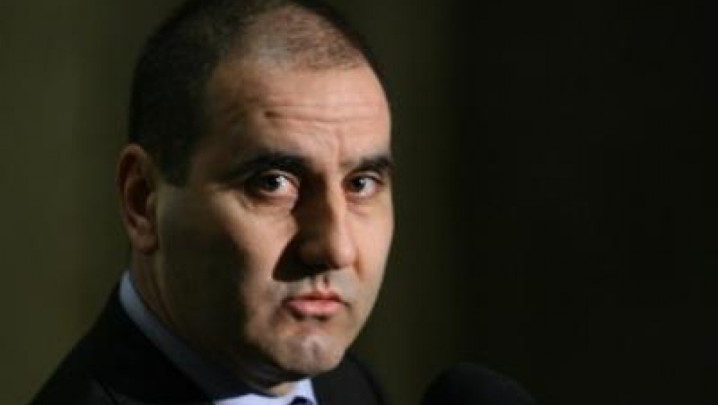 Цветан Цветанов: Ще отзовем посланиците от ДС, след като спечелим президентските избори
Цветан Цветанов: Ще отзовем посланиците от ДС, след като спечелим президентските избори
