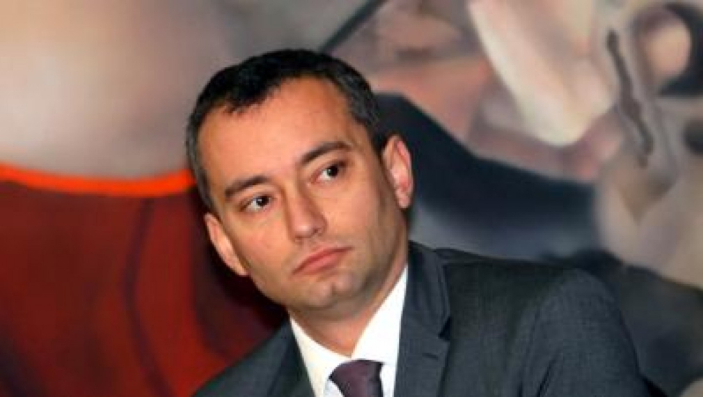 Николай Младенов не бил нарекъл шефа на НЕК боклук. Имал предвид средата, в която съществуваме 