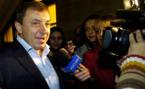 Прокуратурата най-после повдигна обвинение на Алексей Петров