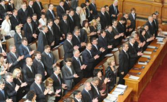ГЕРБ отхвърли предложението бивши агенти на ДС да не бъдат награждавани с държавни отличия