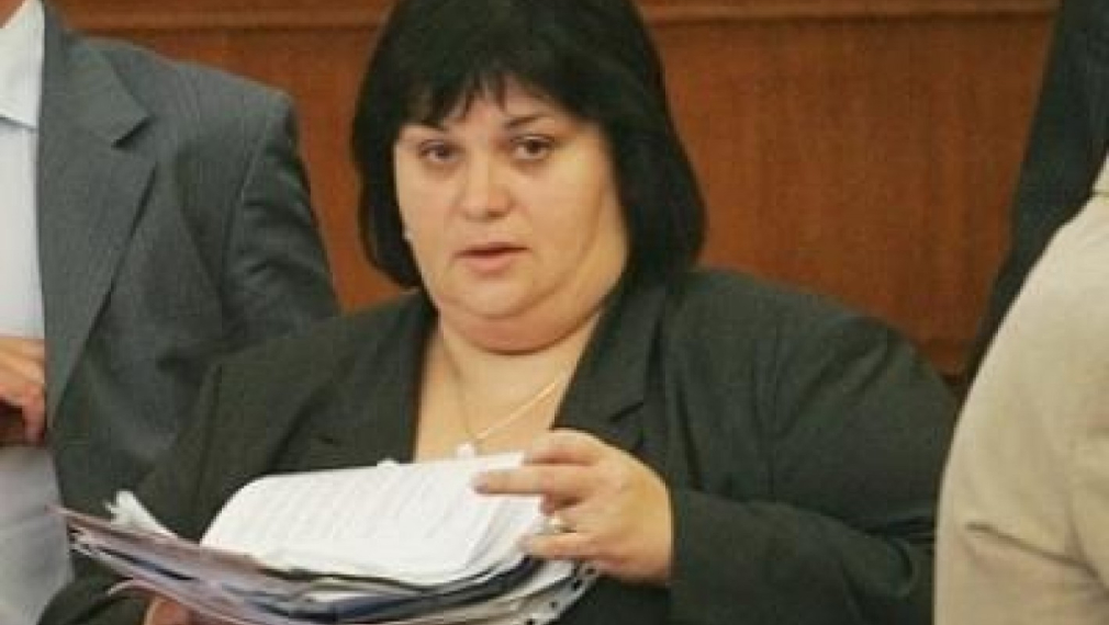 Фидосова отказва да разкрие резултатите от ревизията на доходите й Фидосова отказва да разкрие резултатите от ревизията на доходите й