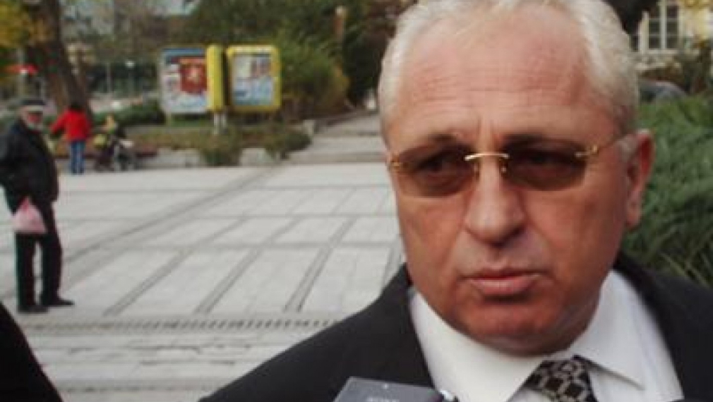 Депутатът от ДПС Гюнай Сефер надписал 144 000 лева с ДДС за построяването на несъществуващо и до днес шосе Депутатът от ДПС Гюнай Сефер надписал 144 000 лева с ДДС за построяването на несъществуващо и до днес шосе