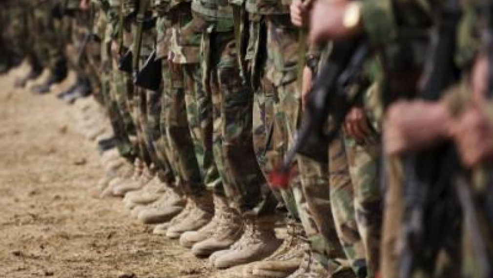 Сирийски военни отказват да стрелят по демонстранти и минават на тяхна страна