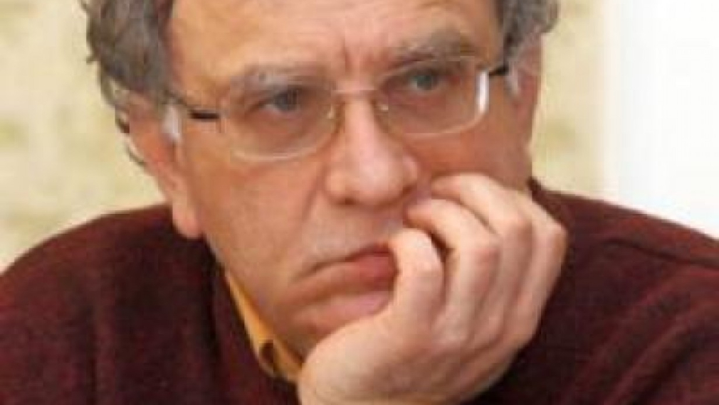Цветозар Томов: Напълно отворено участие на предварителните избори на Синята коалиция рязко би засилило съмненията за “уреден мач” с ДПС Цветозар Томов: Напълно отворено участие на предварителните избори на Синята коалиция рязко би засилило съмненията за “уреден мач” с ДПС