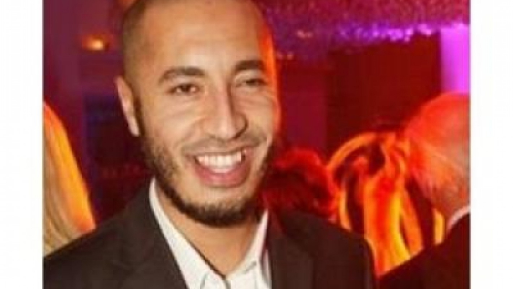 При въздушен удар на НАТО са убити най-малкият син на Кадафи и трима внуци на либийския лидер