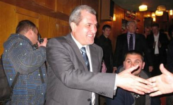 Преди срещата на Касим Дал в Кърджали организацията на ДПС в града се разцепи