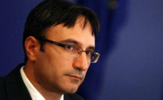 Трайков: По-добре сива, отколкото никаква икономика