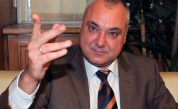 Трима народни представители напуснаха “Атака”, Борисов вече може да разчита на девет независими депутати