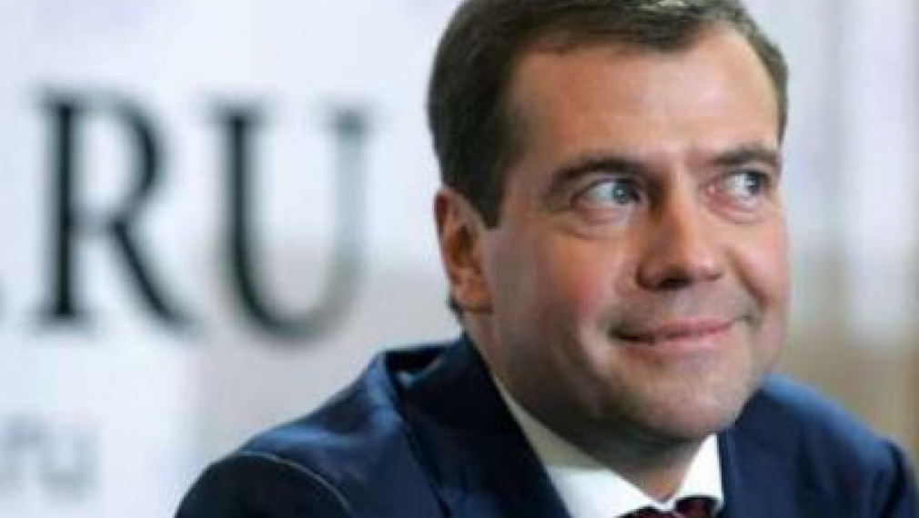 Г-8 моли Русия да посредничи в преговорите с Либия