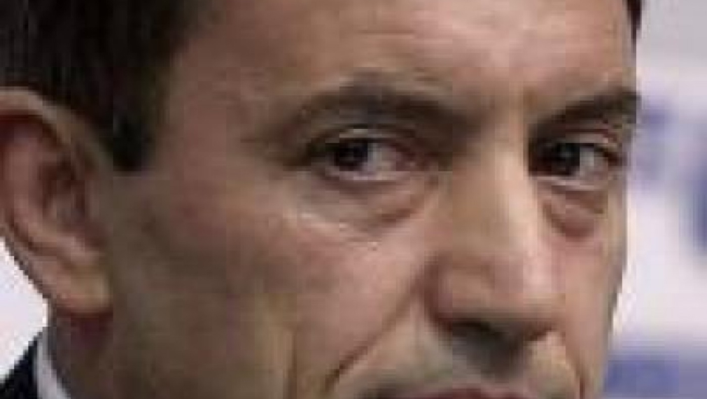 Екипът на Алексей Петров реагира срещу Цветанов заради недопускането на Петров до честване в полицейското училище Екипът на Алексей Петров реагира срещу Цветанов заради недопускането на Петров до честване в полицейското училище