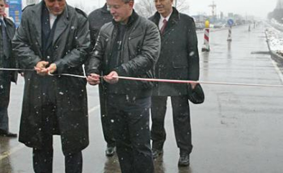 БСП ще иска вот на недоверие за ГЕРБ. Станишев не изключи коалиция с Борисов след парламентарните избори