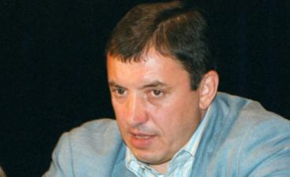 Алексей Петров: Мисля си, че обстоятелствата ще накарат Борисов да се откаже от кандидатурата за президентския пост и да си отиде на мястото