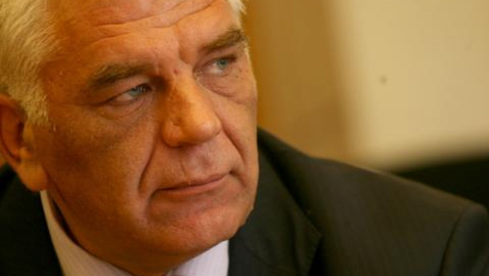 Ваньо Танов ще бъде глобен за издаване на държавна тайна