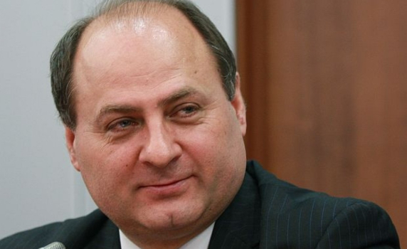 Евтим Костадинов ще бъде председател на Комисията по досиетата още един мандат