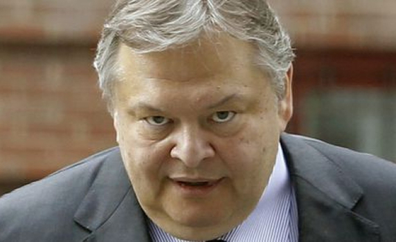 Гръцкият финансов министър призова своите съграждани да върнат изнесените пари в страната