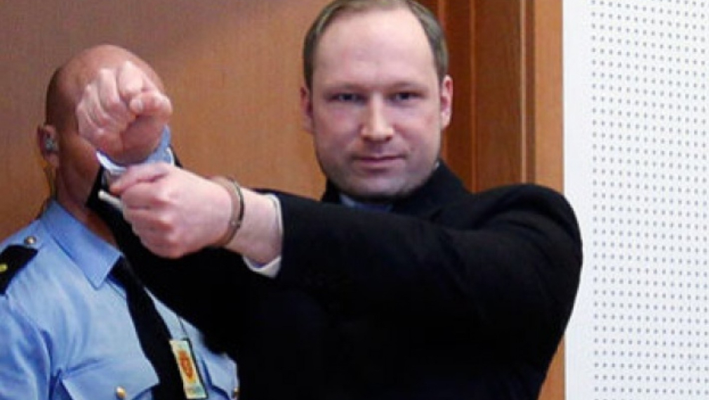 Норвежкият масов убиец Брайвик ще бъде поставен под 24-часово психиатрично наблюдение