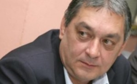 След скандали преизбраха Цветан Райчинов за шеф на лекарския съюз
