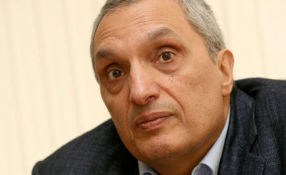 Костов: &quot;Самоубилият&quot; се Стоев не е стрелял