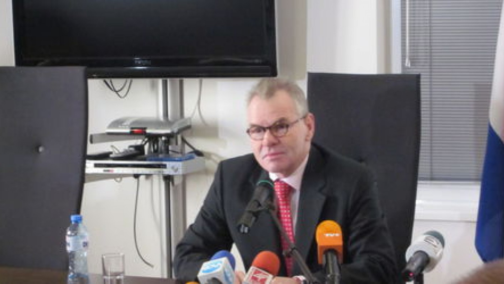 Два положителни доклада за Шенген иска Холандия преди да свали ветото