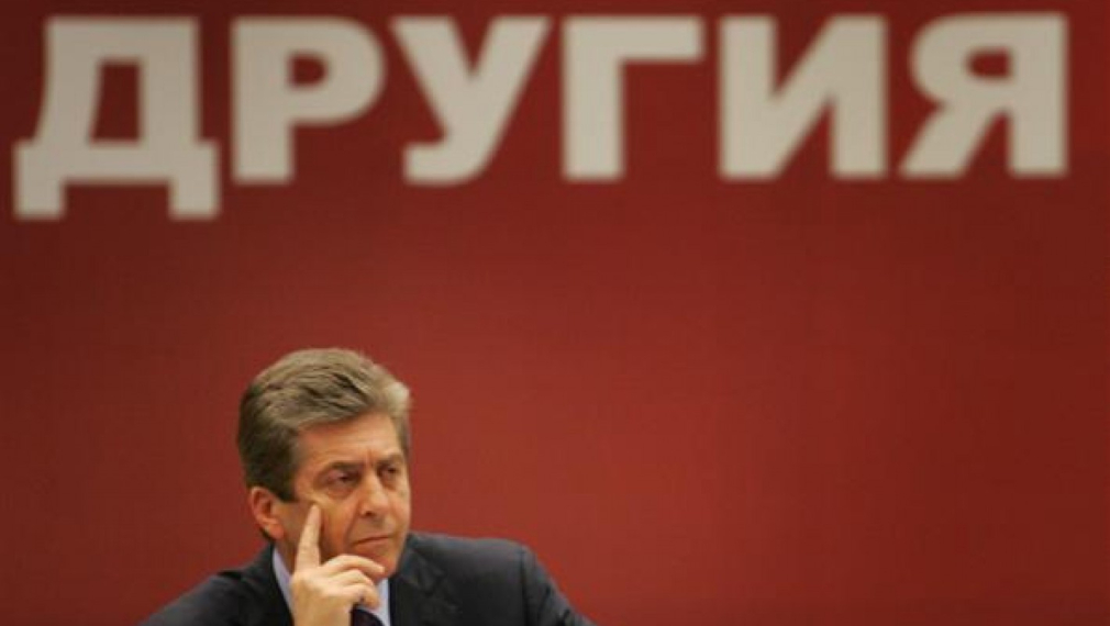 Първанов се оттегля зад кулисите, издига Драгомир Стойнев за лидер
