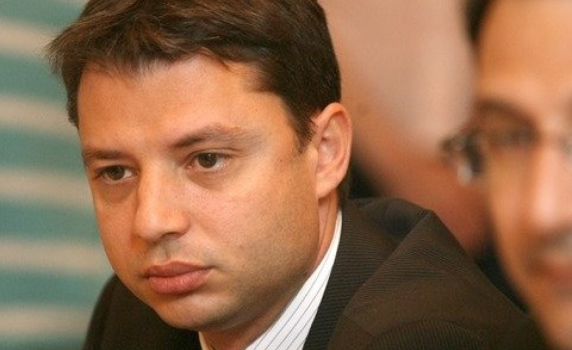 Делян Добрев: Плащаме на Русия над милиард годишно за газ