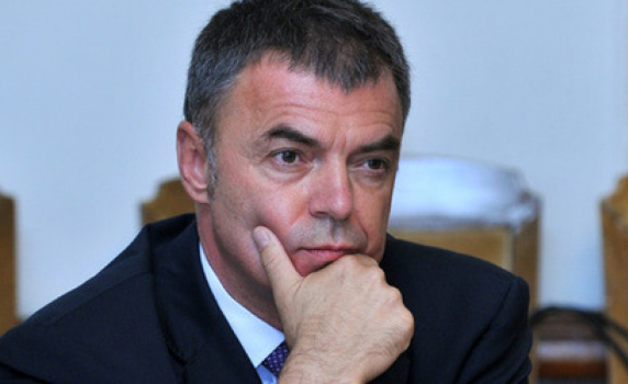 ГЕРБ няма да прави реформа в образованието
