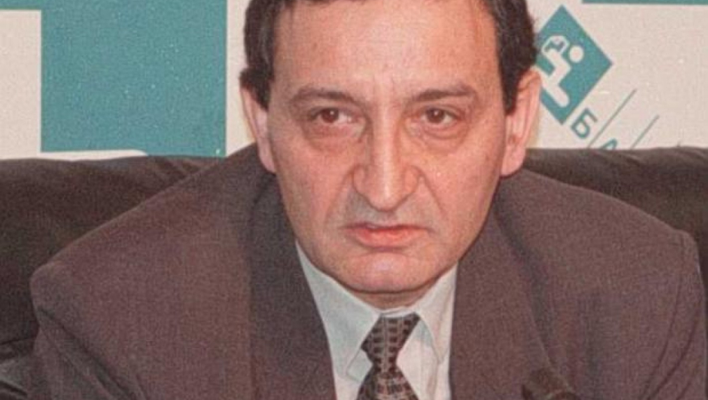 Георги Касчиев: Цената на тока се вдига, за да бъдат платени харчовете за АЕЦ „Белене” Георги Касчиев: Цената на тока се вдига, за да бъдат платени харчовете за АЕЦ „Белене”