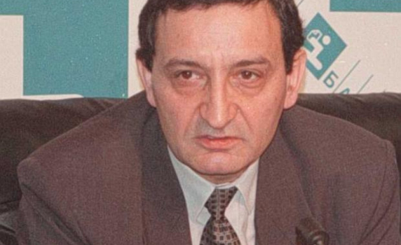 Георги Касчиев: Цената на тока се вдига, за да бъдат платени харчовете за АЕЦ „Белене”