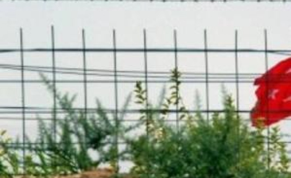Пада стената между България и Турция