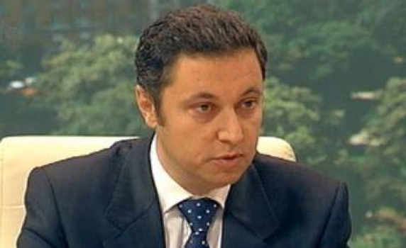 Янев: Няма друг президент, чиито съветници да са публично разстреляни