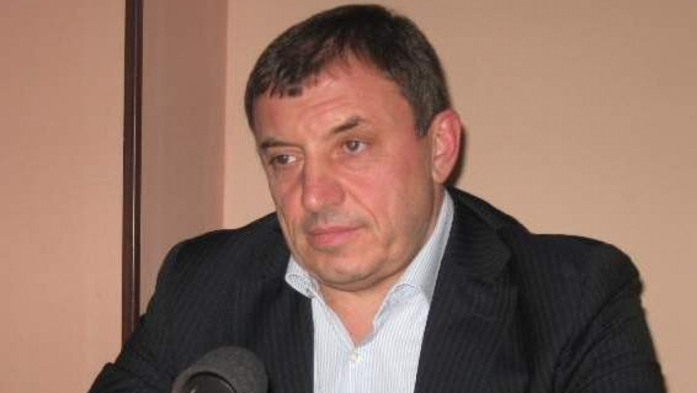 Цветанов се обадил да не задържат Устинов след покушението над Алексей Петров Цветанов се обадил да не задържат Устинов след покушението над Алексей Петров