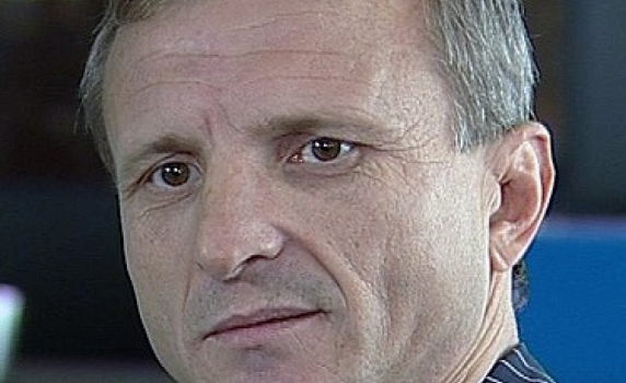 Петима от &quot;Захар&quot; остават в ареста