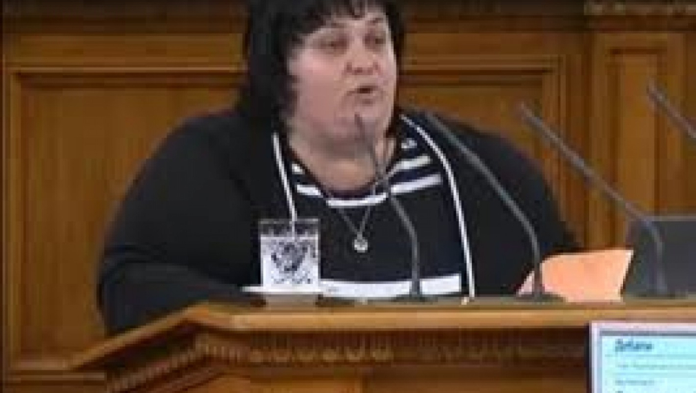 Фидосова се възмути от случая в Сливен, Миков: Да имахте същия аршин за скандалните разговори на Борисов и Танов Фидосова се възмути от случая в Сливен, Миков: Да имахте същия аршин за скандалните разговори на Борисов и Танов