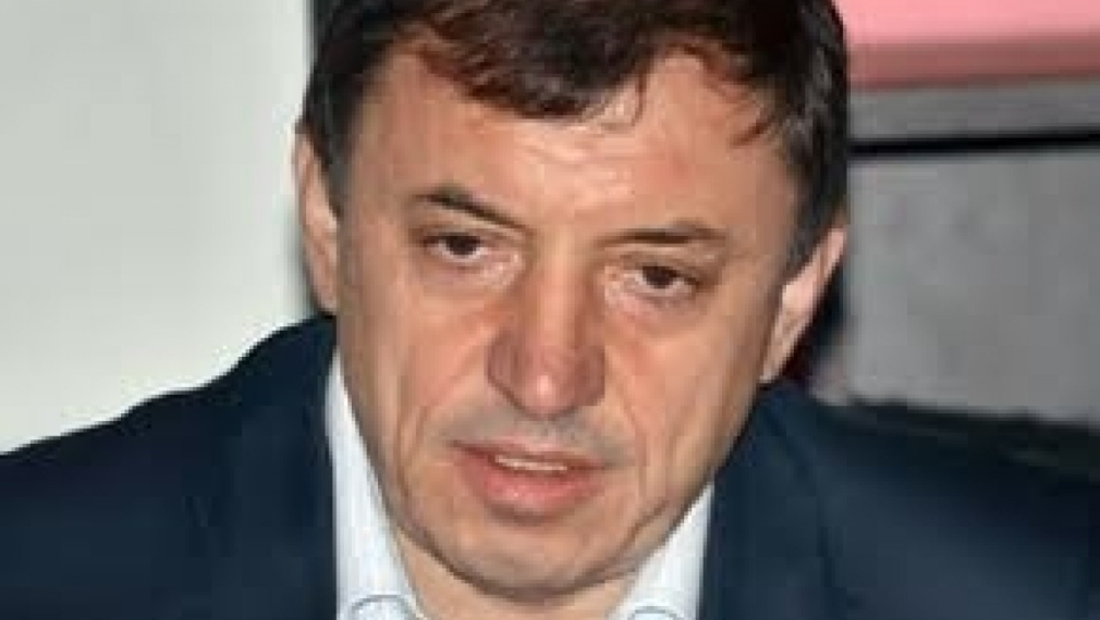 Цветанов дал 50 интервюта срещу Алексей Петров