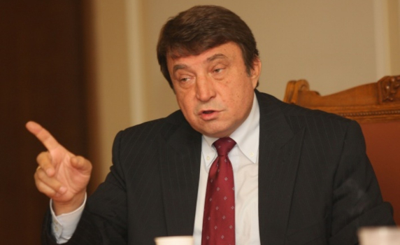 Червеняков: Цветанов трябва да ми се извини, интригата може да идва и от БСП