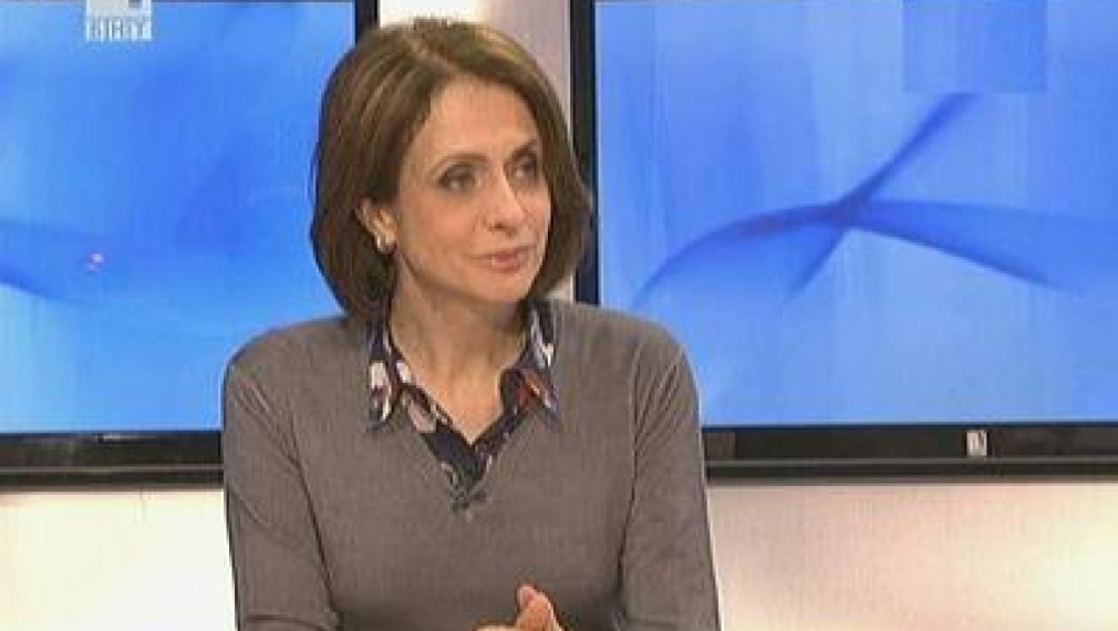 Надежда Нейнски: Кунева подменя десницата Надежда Нейнски: Кунева подменя десницата