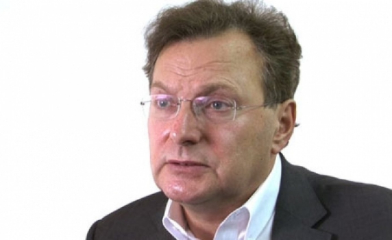 Разследване на изявленията на министър Цветанов срещу Алексей Петров, поиска лорд Голдсмит