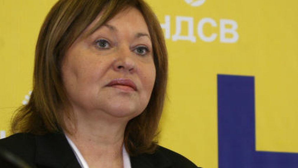 Христина Христова остава лидер на НДСВ
