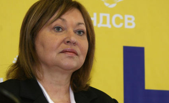 Христина Христова остава лидер на НДСВ