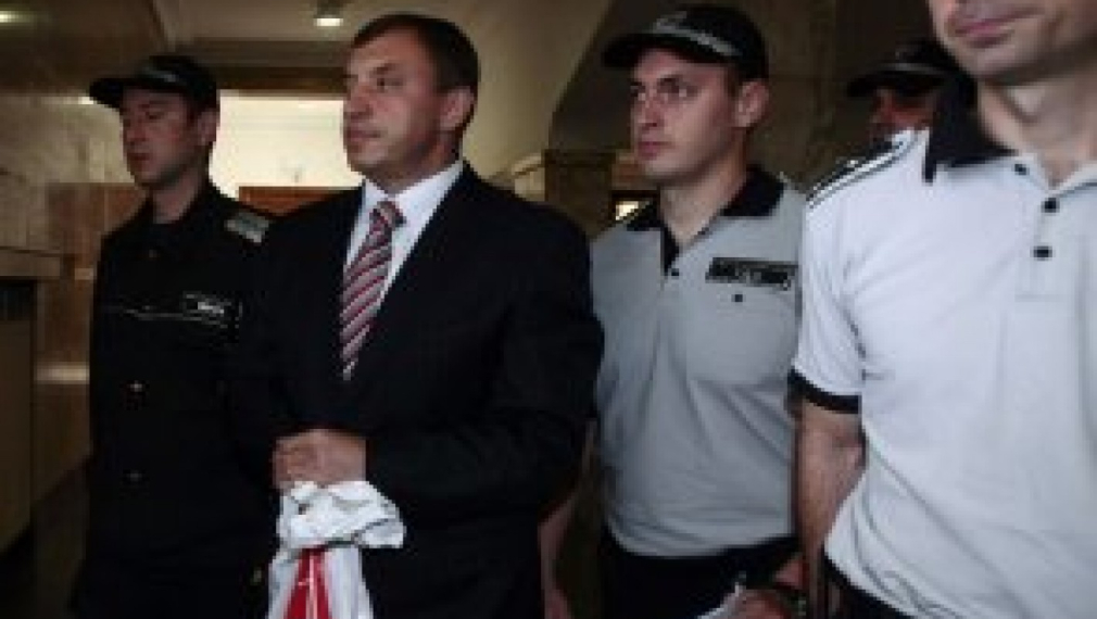 Съдът отложи решението за мярката на Алексей Петров въпреки четиримата свидетели в негова защита