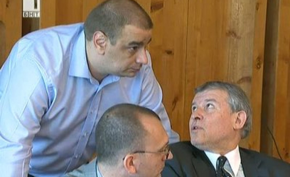 Нов скандал в СДС: Мартин Димитров продължава да е лидер, временното ръководство - нелегитимно