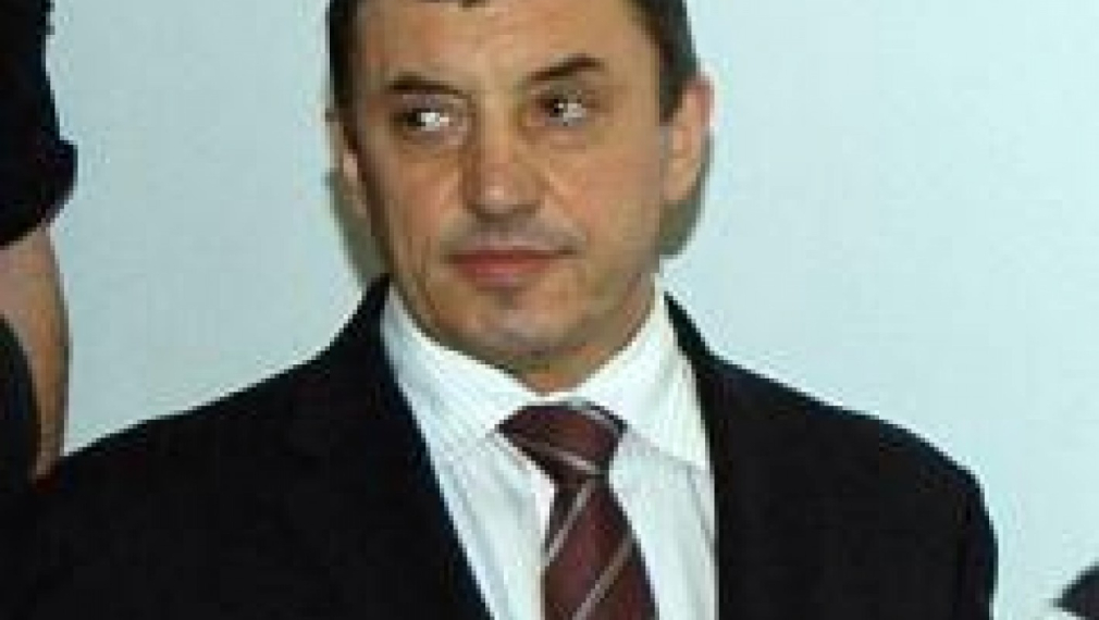 Намериха начин да оставят Алексей Петров в ареста преди доклада от Брюксел