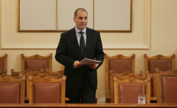 Деветорна експертиза оневини лекарите, обявени от Цветанов за &quot;убийци на бебе&quot;