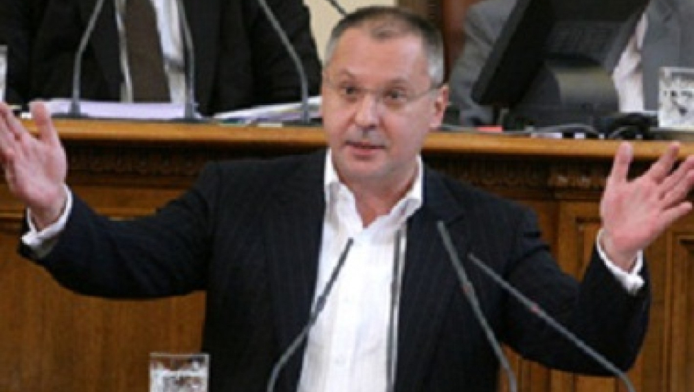 Станишев: Провал на правителството на ГЕРБ. Костов: Вотът няма да даде опрощение на БСП и ДПС