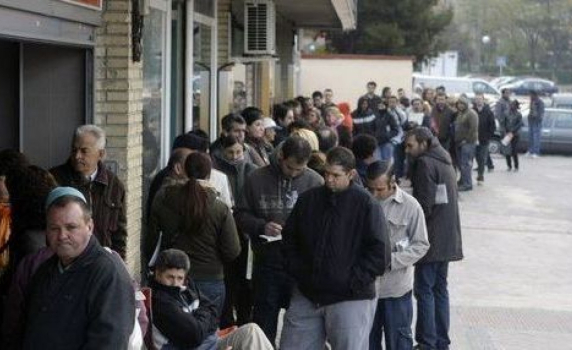 420 хил. българи са без работа от началото на 2012 г.